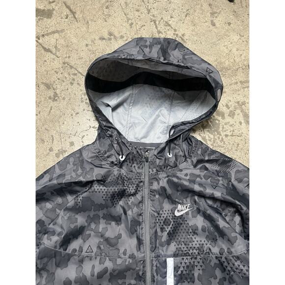 Nike Gray Camo Patterned Athletics West‎ 2011 Nylon Sample Windbreaker Men’s M - Picture 3 of 13